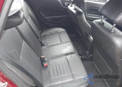 2015 Ford Fiesta Titanium из США, поврежденный, VIN 3FADP4FJ9FM210743